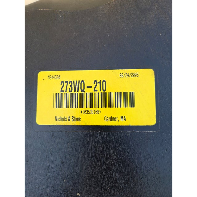 1990s 2 Nichols & Stone Windsor Armchairs Bow Comb Back Saddle Seat Distressed Country For Sale - Image 15 of 16