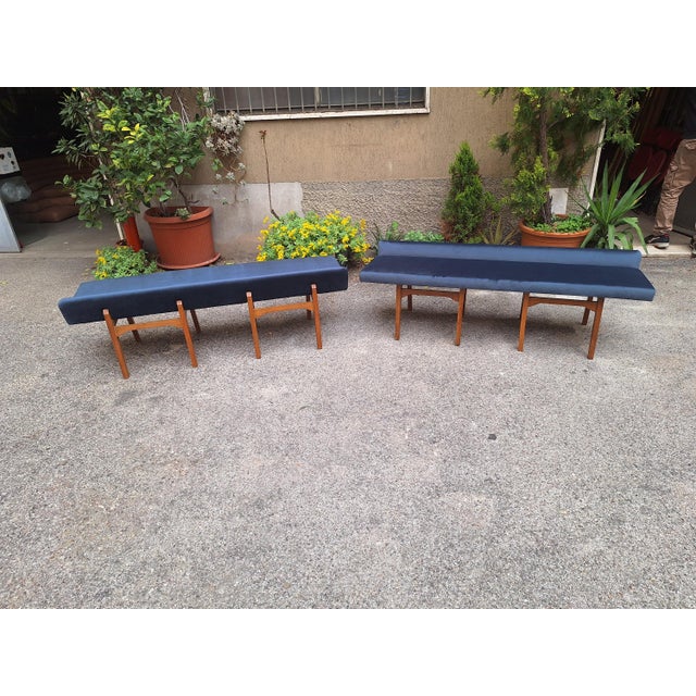 Blue Bench in Light Wood with Electric Blue Velvet Seat, 1960s For Sale - Image 8 of 18
