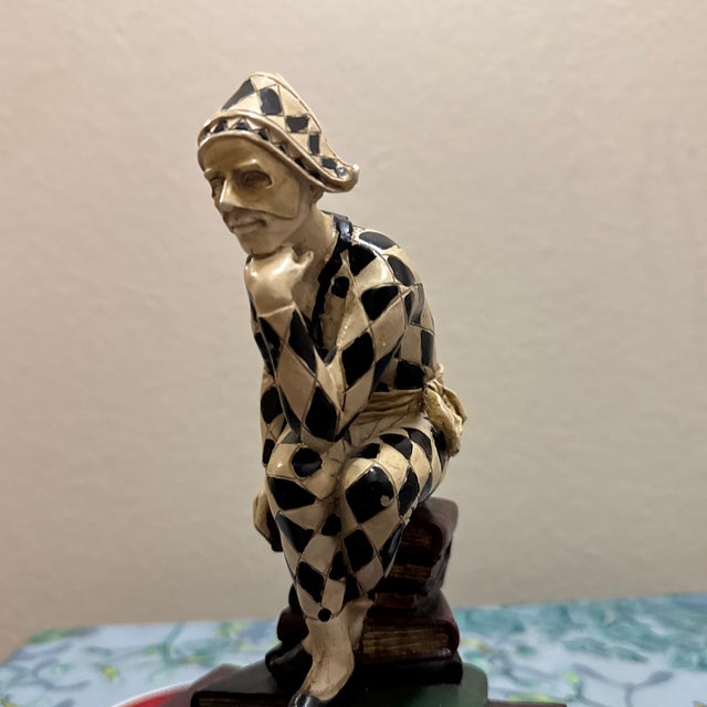 French Art Deco Hand-Painted Harlequin "The Thinker" Jester Bookend For Sale - Image 4 of 10