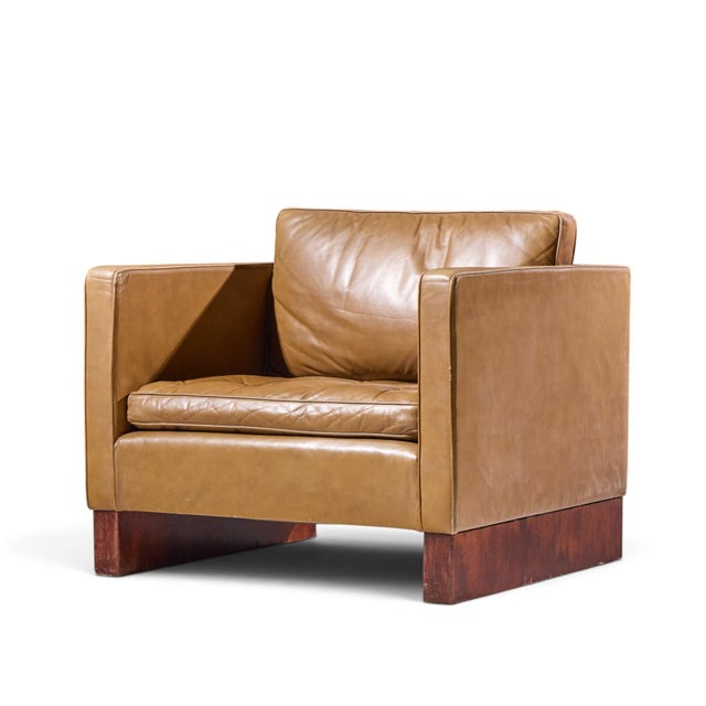 Mid-Century Modern Mies Van Der Rohe for Knoll Mid Century Walnut and Leather Lounge Chair For Sale - Image 3 of 9