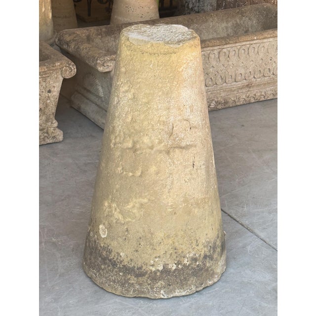 Large English Steddle or Staddle Stone for the Garden For Sale - Image 10 of 11