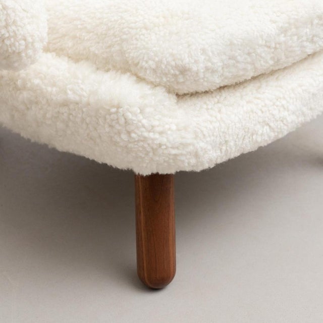 Wood Modern Pelican Chair in Sheepskin Upholstery from Finn Juhl, Denmark, 2000s For Sale - Image 7 of 18