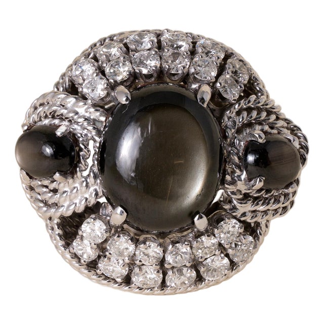 Vintage 5 Carats Black Star Sapphire 3 Stone Diamond Cocktail Ring, Size 7.25 For Sale