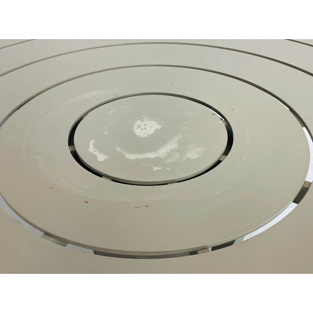 McKinnon & Harris “Albemarle" Round Outdoor Dining Table in Cast Aluminum, Attributed For Sale - Image 12 of 18