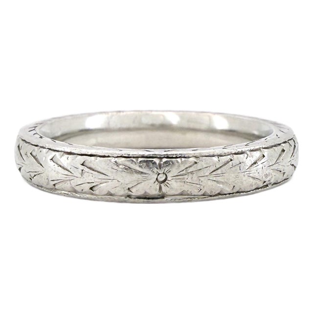 Vintage Heavy Engraved Platinum Band, Wedding Ring, Size 5.75 For Sale