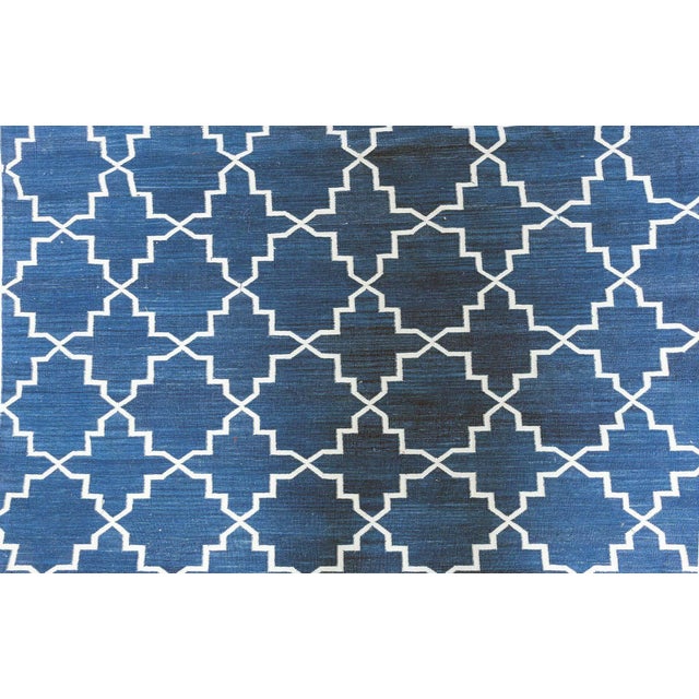 Contemporary Indian Dhurrie blue and white handmade rug by Doris Leslie Blau Size: 13'0" × 23'0" (396 × 701 cm). What...