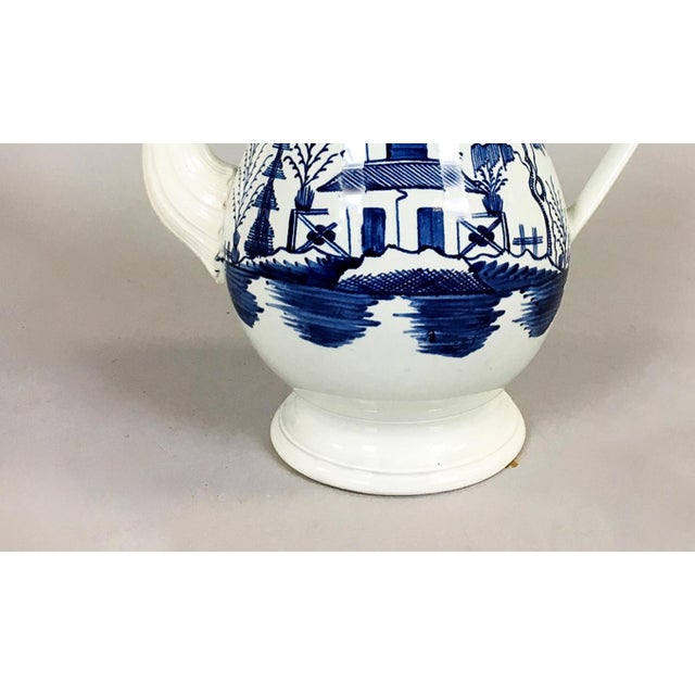 Late 18th Century Staffordshire Pearlware Chinoiserie Coffee Pot, Blue and White, Chinese House Pattern For Sale - Image 4 of 6