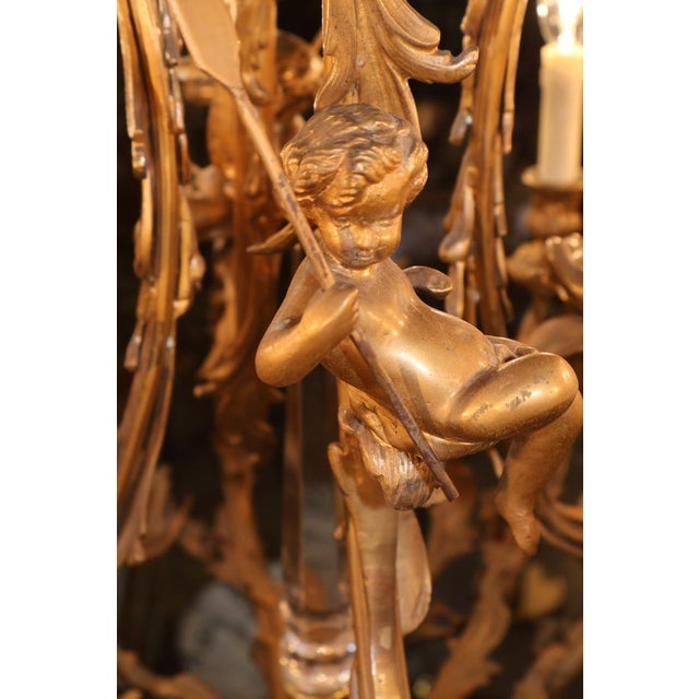 Early 20th Century French Rococo Style Gilt Bronze Putti 16 Light Chandelier For Sale - Image 14 of 18