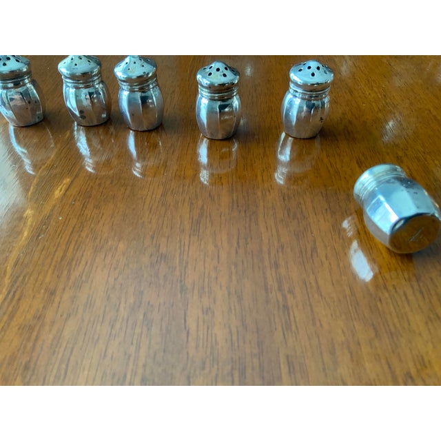 English 1940s 6 Sterling Silver Salt and Pepper Shakers For Sale - Image 3 of 3