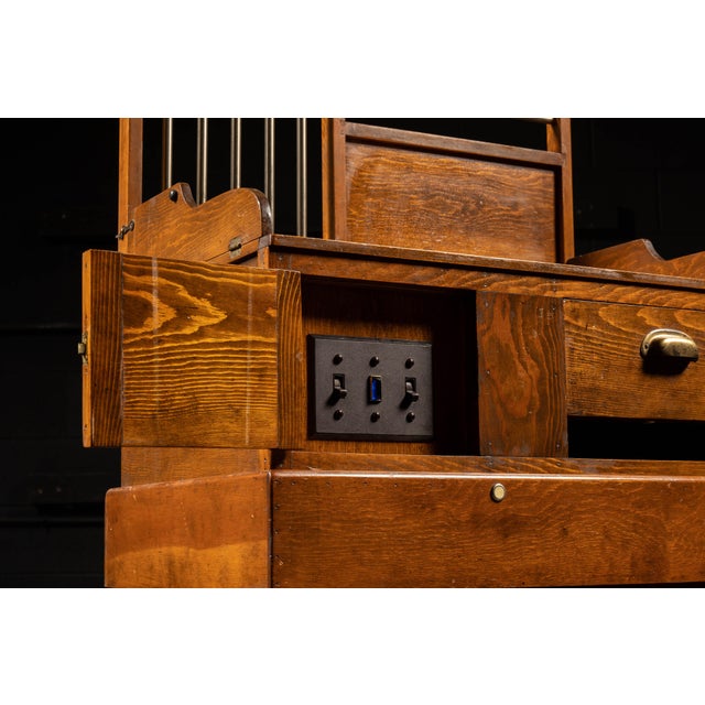 Early 20th Century Rail Car Teller Station For Sale - Image 13 of 17