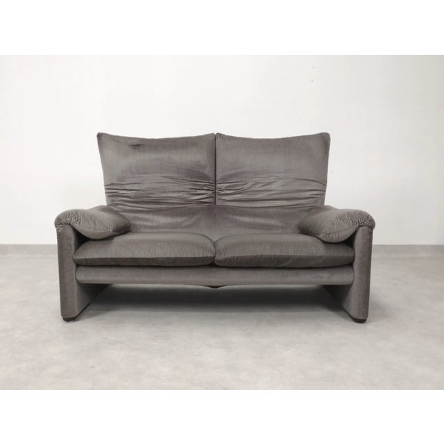 2000 - 2009 Maralunga 2-Seater Sofa by Vico Magistretti for Cassina, 2000s For Sale - Image 5 of 18