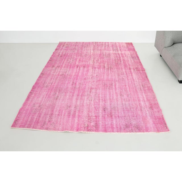 1960s Turkish Home Living Pink Rug For Sale - Image 5 of 10