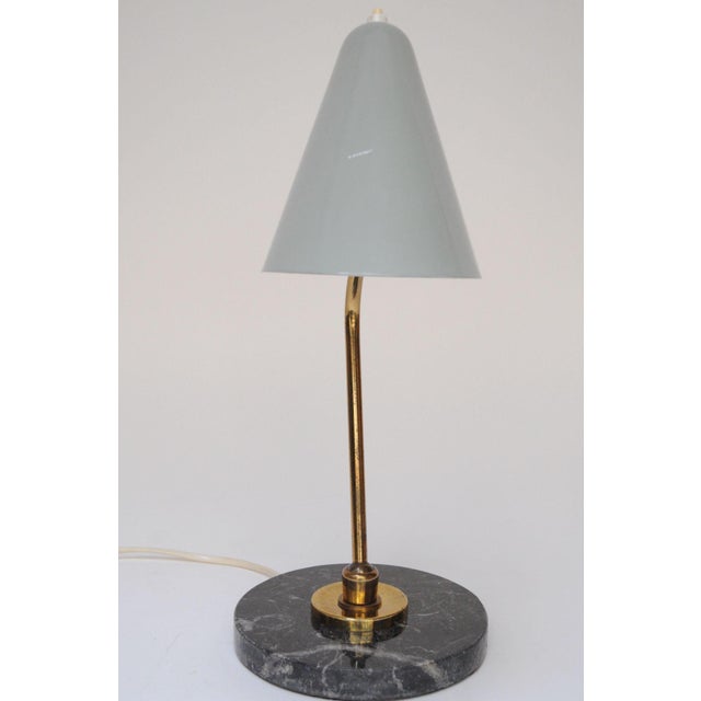 Mid-Century Modern Italian Modern Brass, Metal, and Black Marble Table Lamp by Luci Milano For Sale - Image 3 of 12