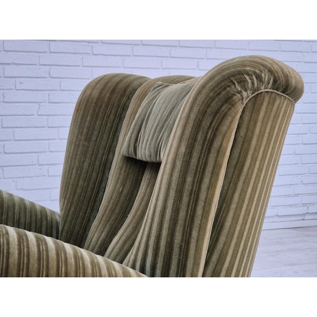 Danish Relax Armchair in Velour, 1950s For Sale - Image 15 of 17