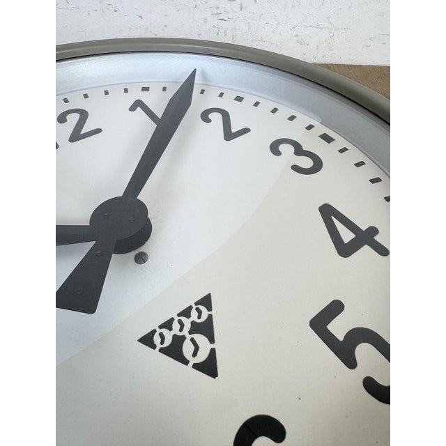 Industrial Factory Wall Clock from Pragotron, 1960s For Sale - Image 17 of 18