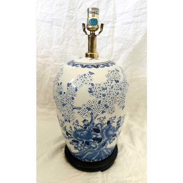 Blue & White Chinoiserie Table Lamp For Sale - Image 4 of 12