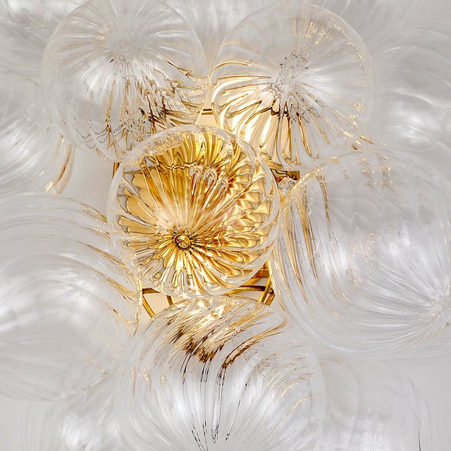 Metal Julie Neill for Visual Comfort Signature Talia Medium Sconce in Gild with Clear Swirled Glass For Sale - Image 7 of 12