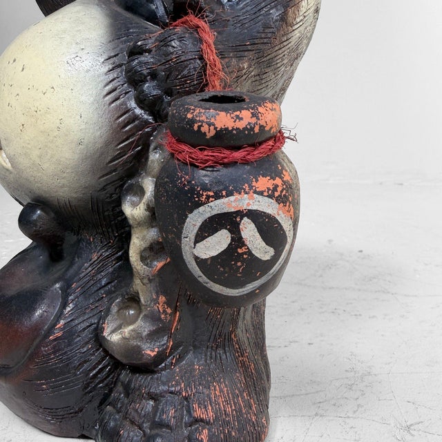 Japanese Shōwa Shigaraki Ware Tanuki Statue, 1960s For Sale - Image 6 of 13