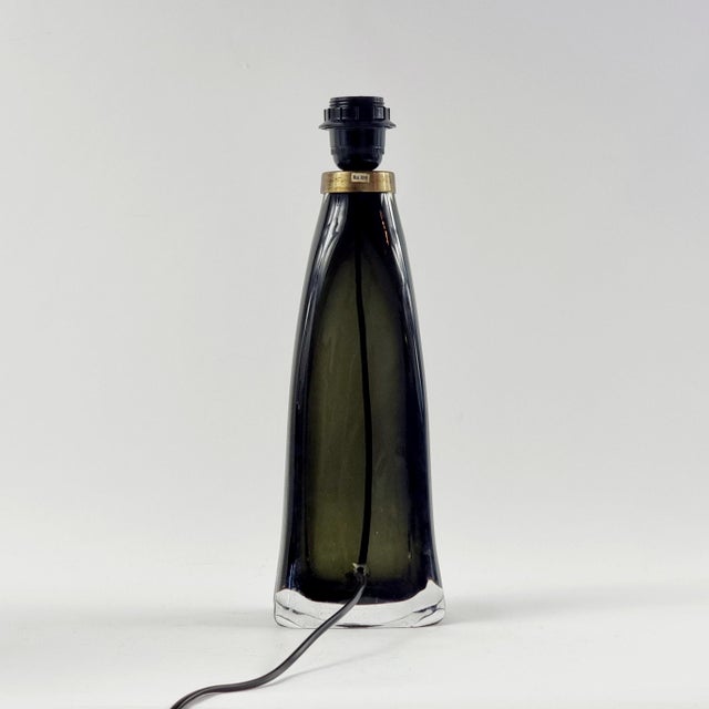 1960s Mid-Century Modern Scandinavian Glass and Brass Table Lamps by Carl Fagerlund for Orrefors, 1960s, Set of 2 For Sale - Image 5 of 10