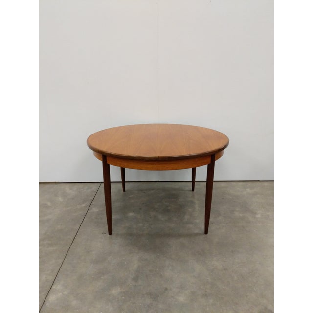 1960s Vintage Mid Century Modern Teak Extendable Dining Table by G Plan For Sale - Image 5 of 9