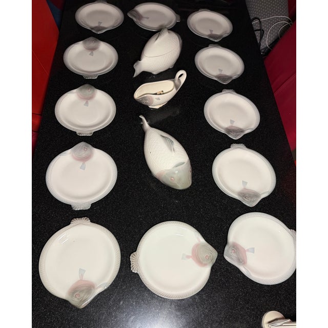 Austrian Antique Fish Diner Service, 1920s, Set of 16 For Sale - Image 4 of 18