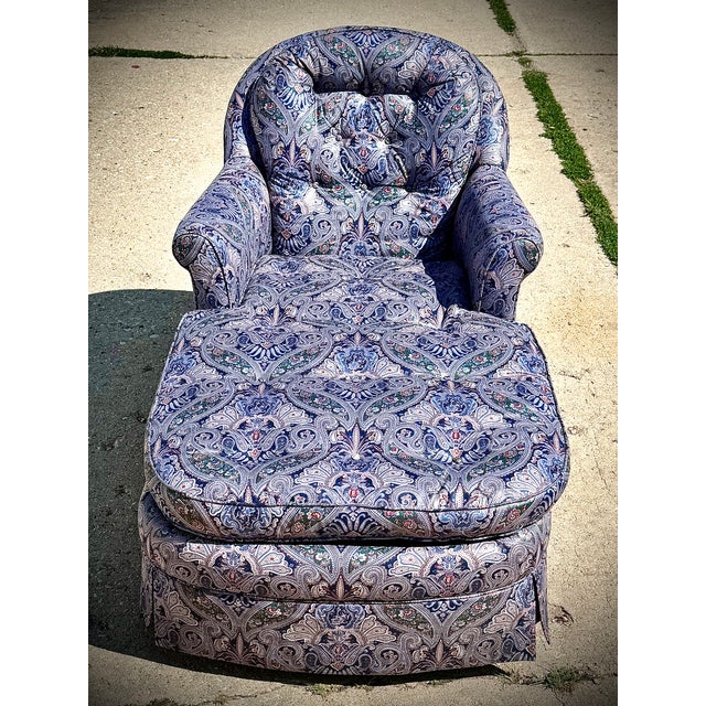 This is a vintage chaise lounge in excellent condition, with beautifully crafted custom upholstery. The tag says “Royal...