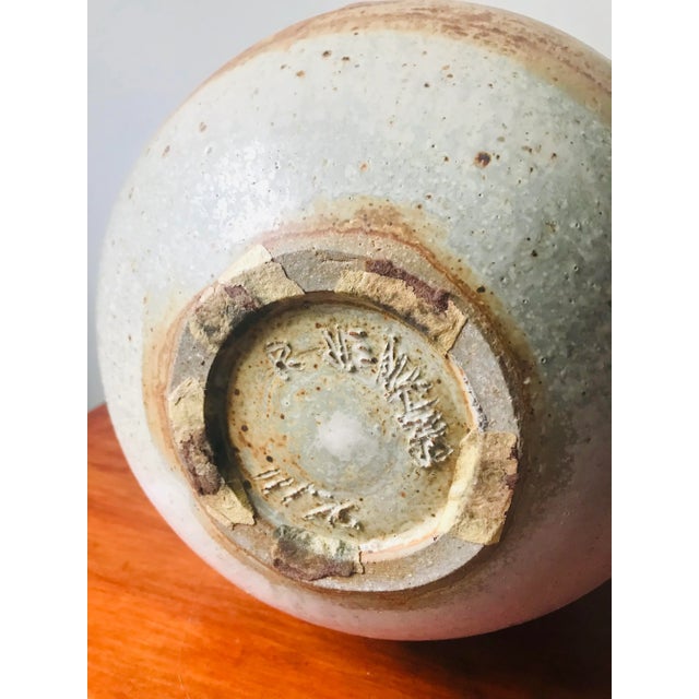 Brown Massive Stoneware Vintage 1970s Signed Studio Pottery Vessel by Rick Jenkins For Sale - Image 8 of 10