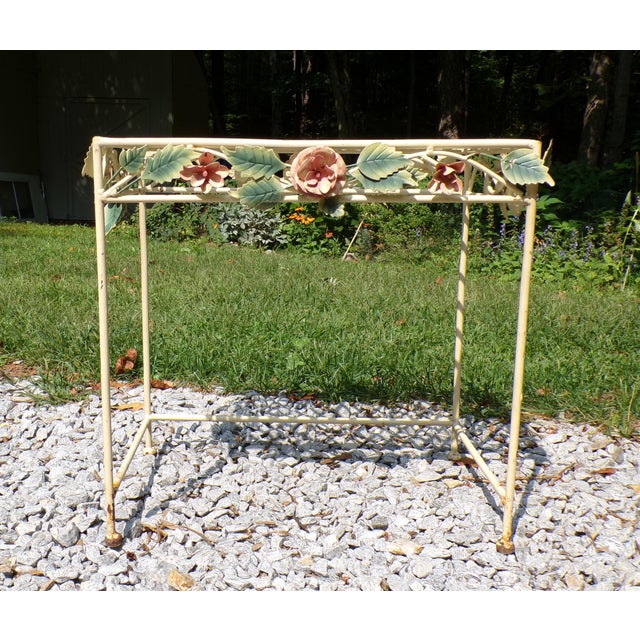 White Vintage Tole Metal Wrought Iron Patio Side End Table Garden Plant Stand For Sale - Image 8 of 14