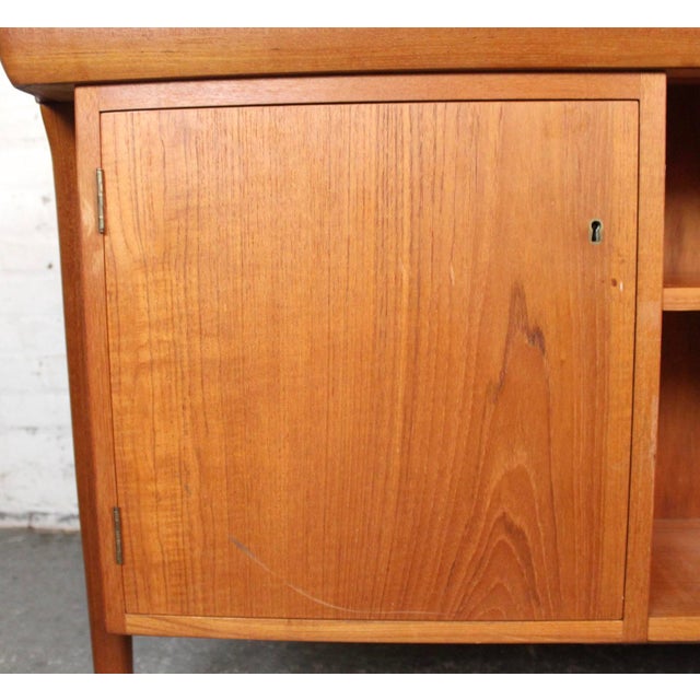 Mid-Century Double-Sided Teak "No. 12" Desk by k.b. Simonsen for Faarup Møbelfabrik For Sale - Image 16 of 18