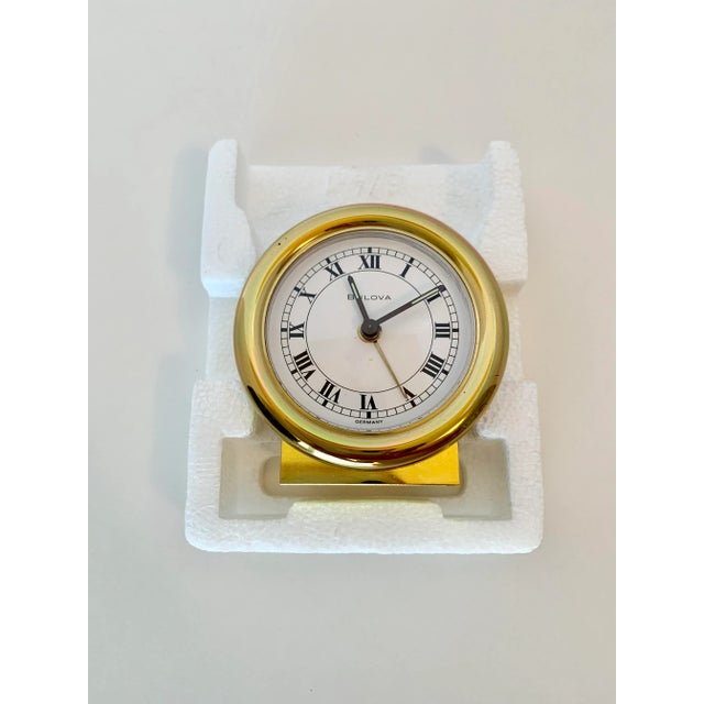 Pretty little vintage clock from the 70s with its original box, styrofoam packing and registration card. Beautiful white...