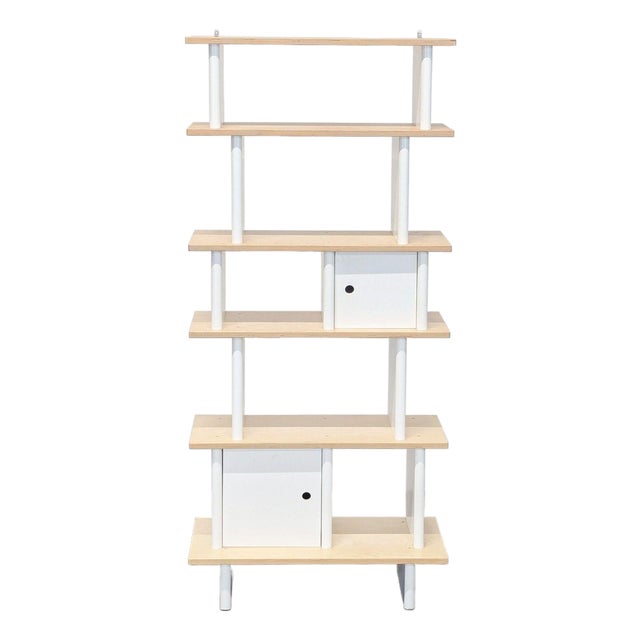 Oeuf Modern Bookshelf With White & Natural Wood Finish, 5 Shelves For Sale