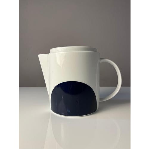 This teapot is a collector's item for lovers of Danish design, bringing Verner Panton's visionary aesthetic into everyday...