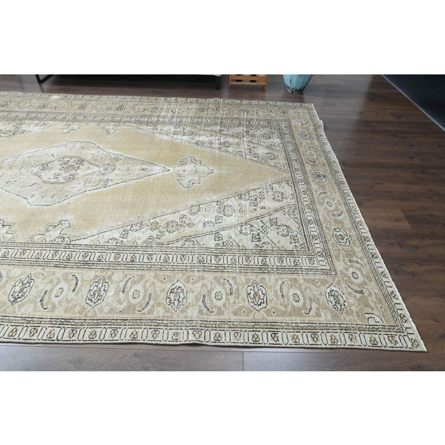 1970s Vintage Persian Handmade Wool Cotton Beige Area Rug For Sale In San Francisco - Image 6 of 11
