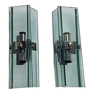 Late 20th Century Space Age Style Pair Italian Wall Sconces in Chrome Metal and Tempered Crystal For Sale