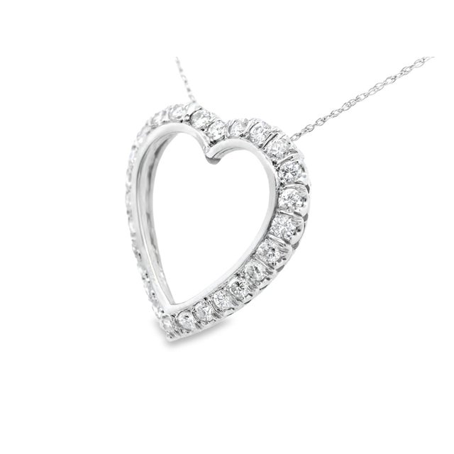 1950s White Gold Diamond Heart Pendant Necklace For Sale In Lexington, KY - Image 6 of 10