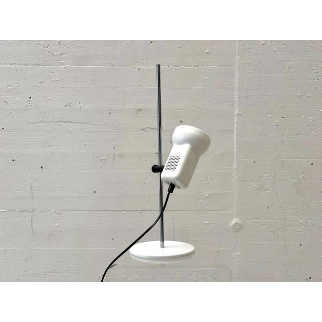 Mid-Century Modern Space Age White Metal Table Lamp, 1970s For Sale - Image 3 of 16