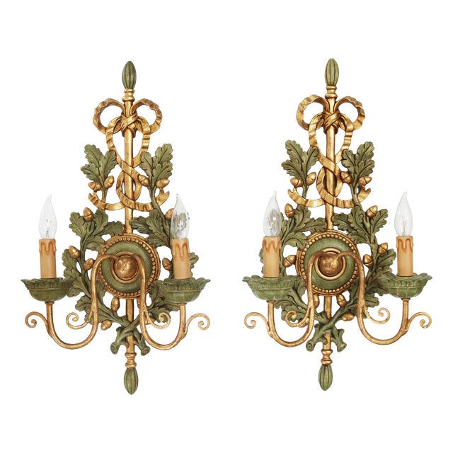 Carved Florentine Wall Lamps with Oak Leaves and Acorns, 1970, Set of 2 For Sale