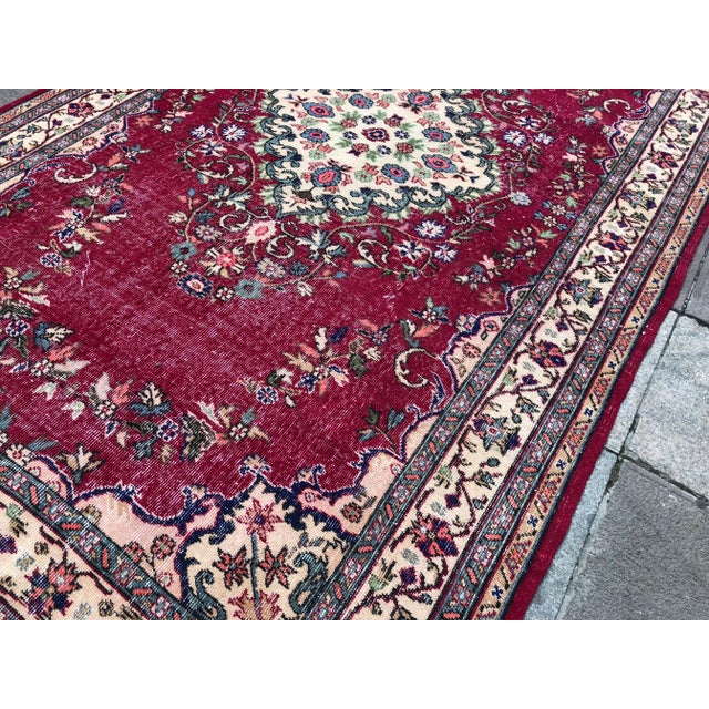 1960s 1960s Vintage Turkish Hand-Knotted Tribal Rug - 5′5″ × 9′2″ For Sale - Image 5 of 10
