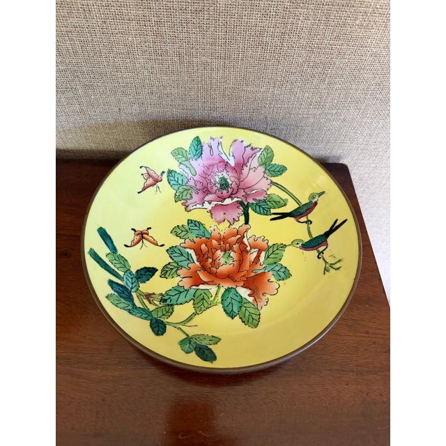 1980s Asian Porcelain Decorative Bowl in Brass For Sale - Image 5 of 8