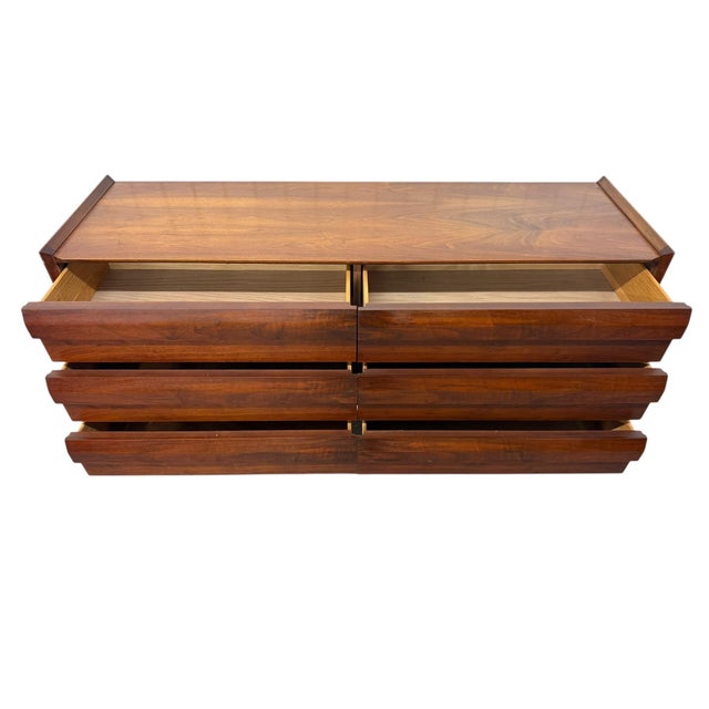 Wood Mid-Century Modern Lane 1st Edition Walnut Dresser For Sale - Image 7 of 8