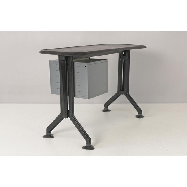 Arco Desk Typewriter from Studio BBPR Olivetti, Italy, 1963 For Sale - Image 6 of 13