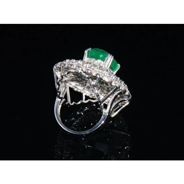 GIA Certified Natural 13.1CTS Colombian Emerald VS F Diamond 18K Solid Gold Cocktail Dome Ring, size 6.25 For Sale - Image 4 of 5
