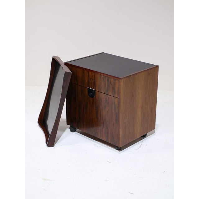 Mid-Century Modern Bar Cart Serving Trolley with Tray in Rosewood, Denmark, 1960s For Sale - Image 3 of 18