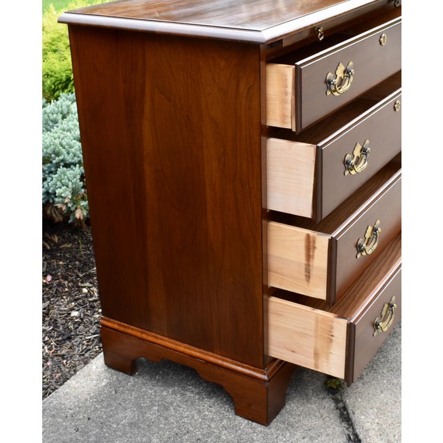 Brown Vintage Cherry Bachelors Chest Chippendale Style 4 Drawer Dresser Pull Out For Sale - Image 8 of 17