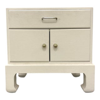 Vintage Steve Chase Springer Style Linen Wrapped Ming Leg Nightstand For Sale