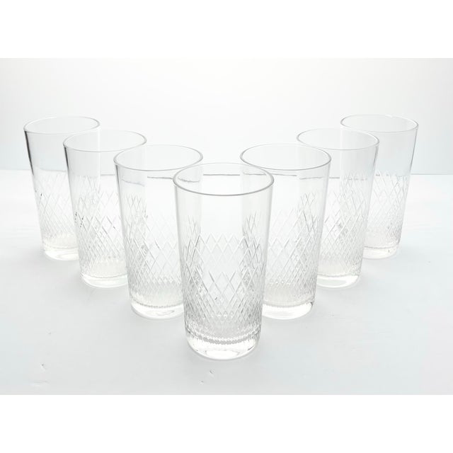 American 1950s Vintage Mid-Century 7 Highball Tumbler Glasses Criss-Cross X Fishnet Cuts For Sale - Image 3 of 6