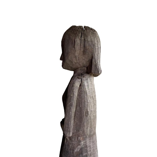 1900 - 1909 Life-Sized Dayak Tribe Female "Hampatong" Guardian, Borneo, Early 20th Century 11 For Sale - Image 5 of 9