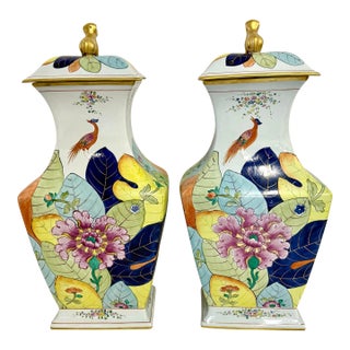 Pair of Tall Chinese Hand Painted Tobacco Leaf Ginger Jars With Foo Dog Finial For Sale