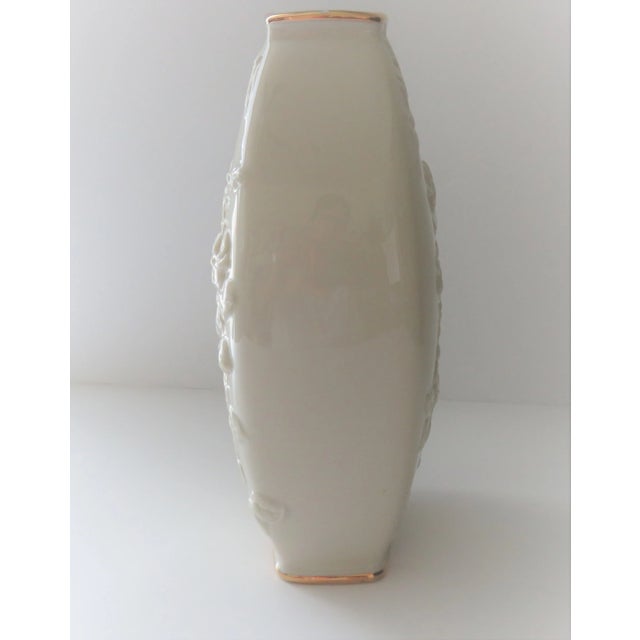 Traditional Early 21st Century Lenox Rose Vase Ivory With Gold Trim Rose 3-D Design For Sale - Image 3 of 8