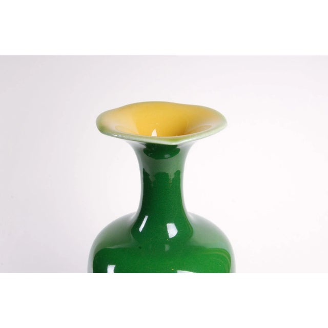 American Rockwood Vase With Green High Glaze, American Art Pottery For Sale - Image 3 of 8